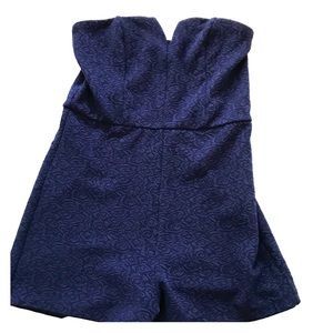 Foreign Exchange navy strapless romper siz…